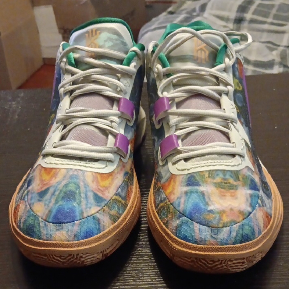 Nike Kyrie 8 GO Circle Of Life (2022) Mens SZ 13 NWOB - Picture 4 of 9